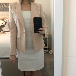 BCBG MAX AZRIA CREAM BLAZER SIZE SMALL